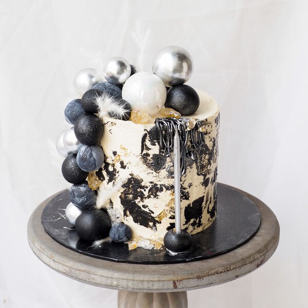 Baz Cake | Classic Male Cake